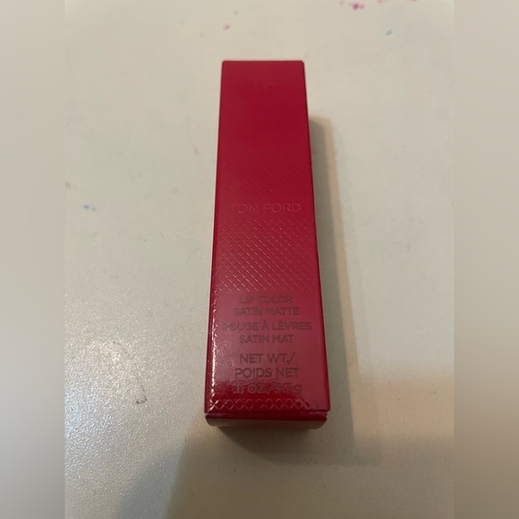 Full-size Tom Ford Satin Matte Lip Color in shade 52 Naked Rose. NIB. - Picture 4 of 8